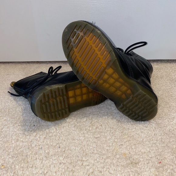 Black Leather Dr. Martens 1460 - Picture 4 of 4